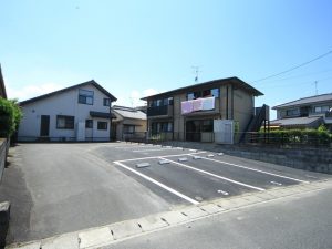【 東谷山5丁目 】向川原駐車場